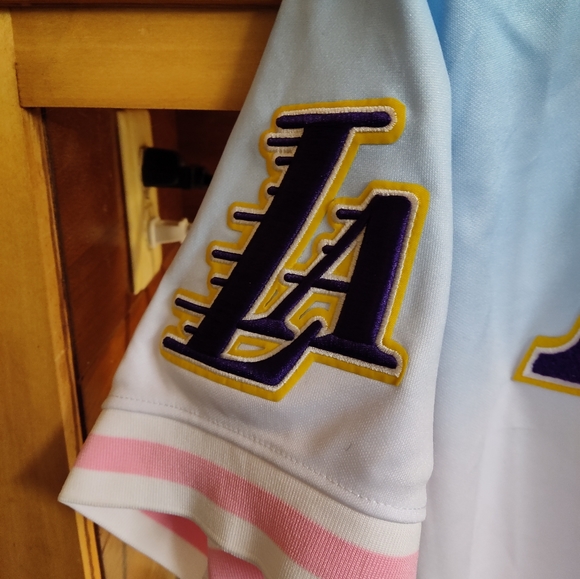 Men's sz L Pro Standard NBA LAKERS Short Sleeve Shirt - NWT - Picture 2 of 10